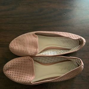 Pink flats